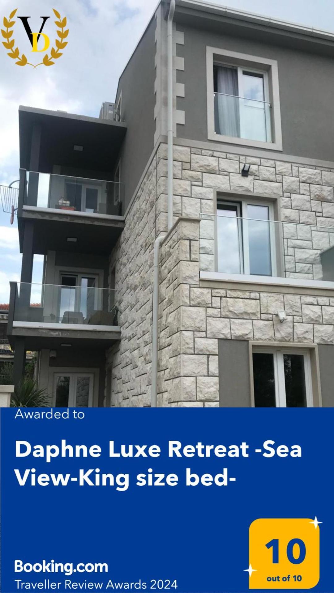 Daphne Luxe Retreat -sea View-king Size Bed- Apartment
