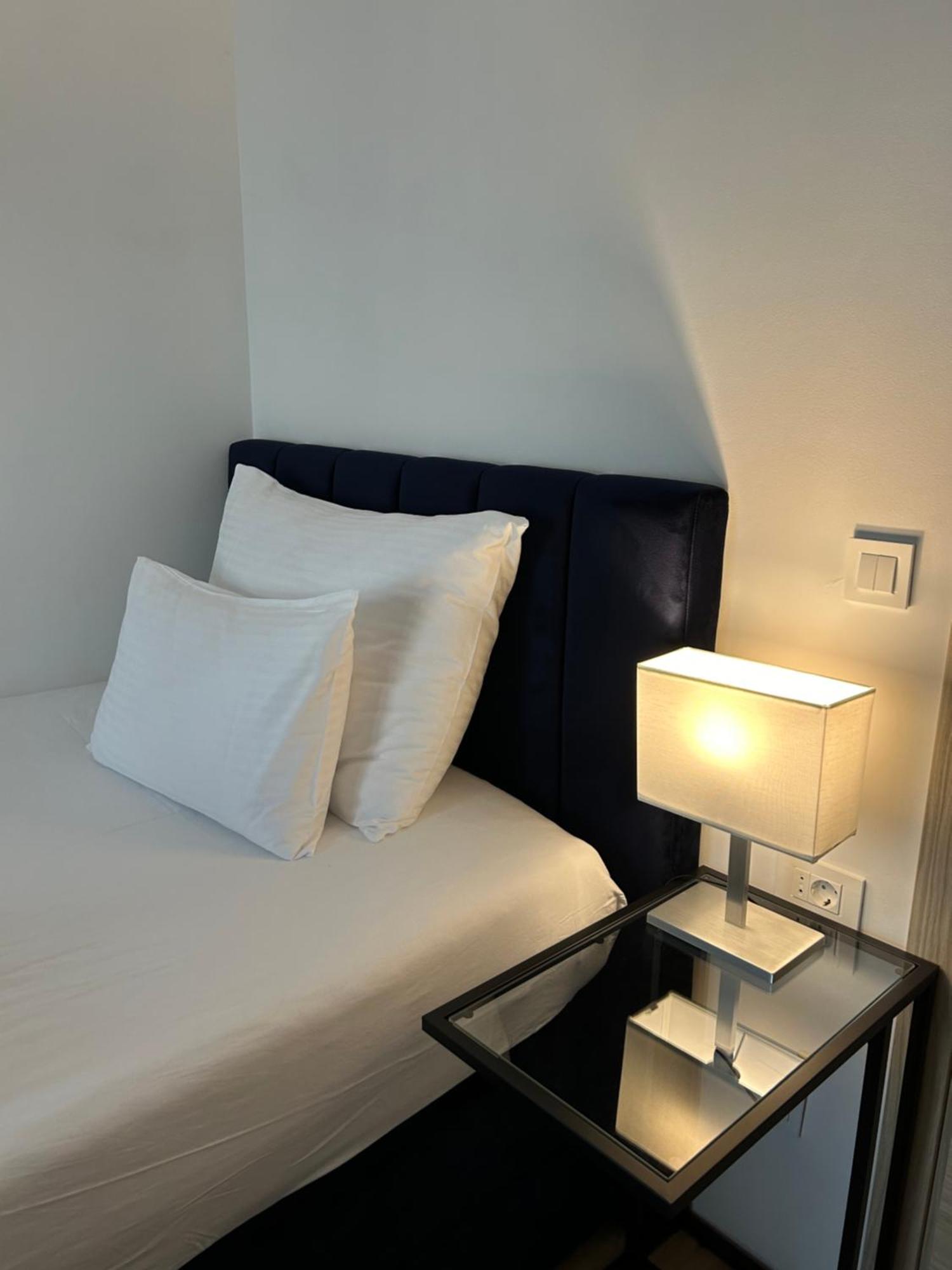 Daphne Luxe Retreat -sea View-king Size Bed- * Supetar